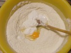 Lángos - Adj hozzá 5 evőkanál tejfölt!