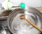 Párolt vöröskáposzta - Önts hozzá kb. 3 evőkanálnyi ecetet!