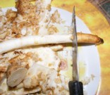 Zelleres zabpehelygolyó - Vágd le a petrezselyemgyökér vékonyabb végének utolsó 5 cm-ét!
