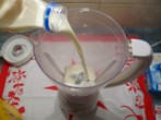 Banán-shake - Öntsd a tej felét a turmixgépbe!
