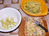 Párolt zöldbab - Alakítsd ki a zöldbab-pucolási munkahelyet!