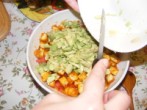 4870-avokado-hozza (147 x 110) Tofus tortilla - Borítsd az avokádót a többi zöldséghez!