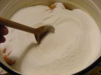 Baracklekvár - Óvatosan forgasd bele a dzsemfixet a cukorba!