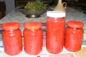 Darált paprika - Csavard rá az üvegekre a kupakokat!