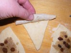 Pozsonyi patkó - Tekerd fel a tésztacikket kiflinek!