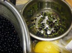 Bodzabogyószörp és bodzalekvár - A kihalászott szemetet ürítsd a szemetestálkába!