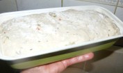 Olajbogyós kenyér - Fél óra alatt szépen megkel a kenyér.