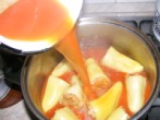 Töltött paprika hús nélkül - Öntsd fel a paprikát paradicsomlével!