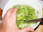 Fejes saláta répával - Jól forgasd bele a leveleket a lébe!