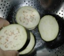 Sajtos padlizsán - Sózd meg a padlizsánkarikákat!