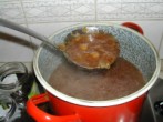 Fügelekvár - Merőkanállal szedd át a lekvárt egy kiöntőkancsóba!