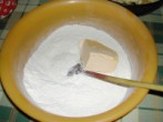 Almás pite - Tedd a vajat - ill. Rámát - a lisztbe!