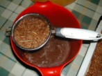 Almás pite - A teaszűrőben összegyűlt reszelt alma.