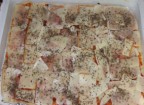Pizza - Szórd meg a sajtot bazsalikommal!