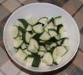 Párolt répa, gomba, cukkíni - Darabold fel a cukkínit!