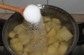 Törtkrumpli - Sózd meg 2 fakanál sóval!