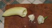 Tavaszi zöldségleves - A paprika talpát vágd le, a belét szedd ki!